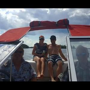 Meet your Posher, Jessica